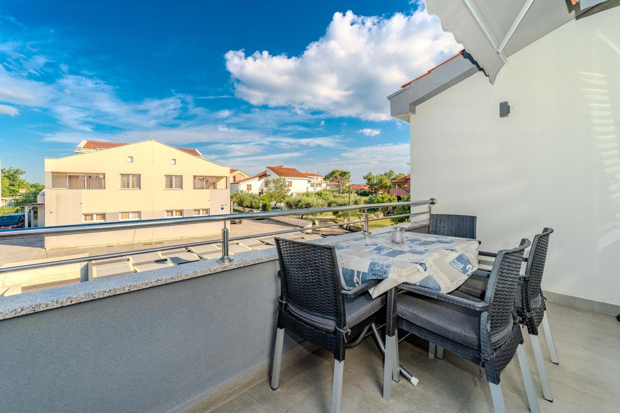 Apartments Dalmatia (Adults Only) Privlaka  Exterior photo
