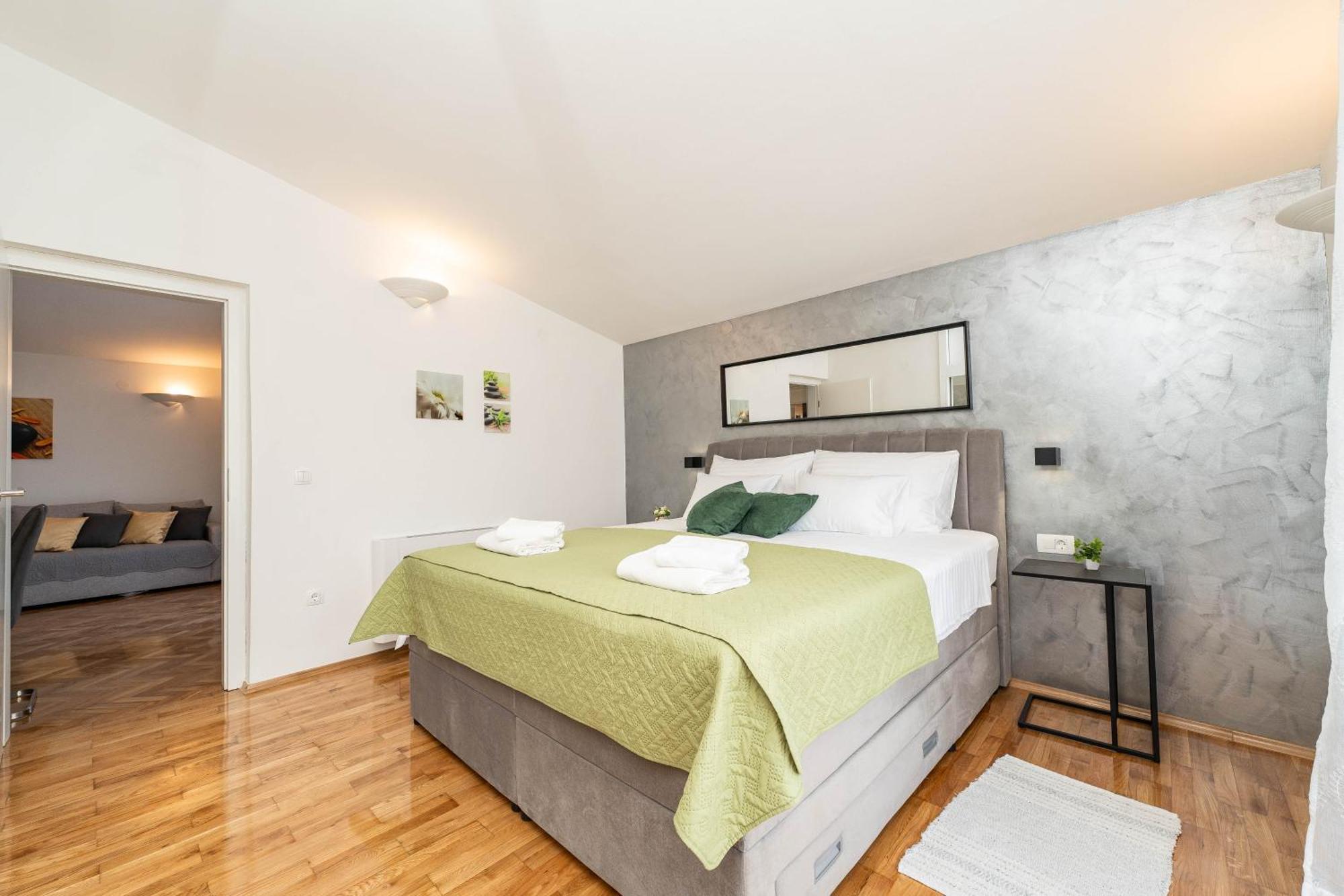 Apartments Dalmatia (Adults Only) Privlaka  Exterior photo