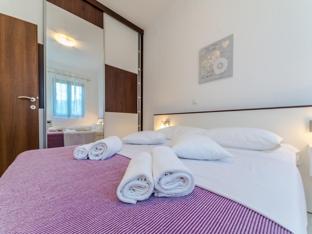 Apartments Dalmatia (Adults Only) Privlaka  Exterior photo