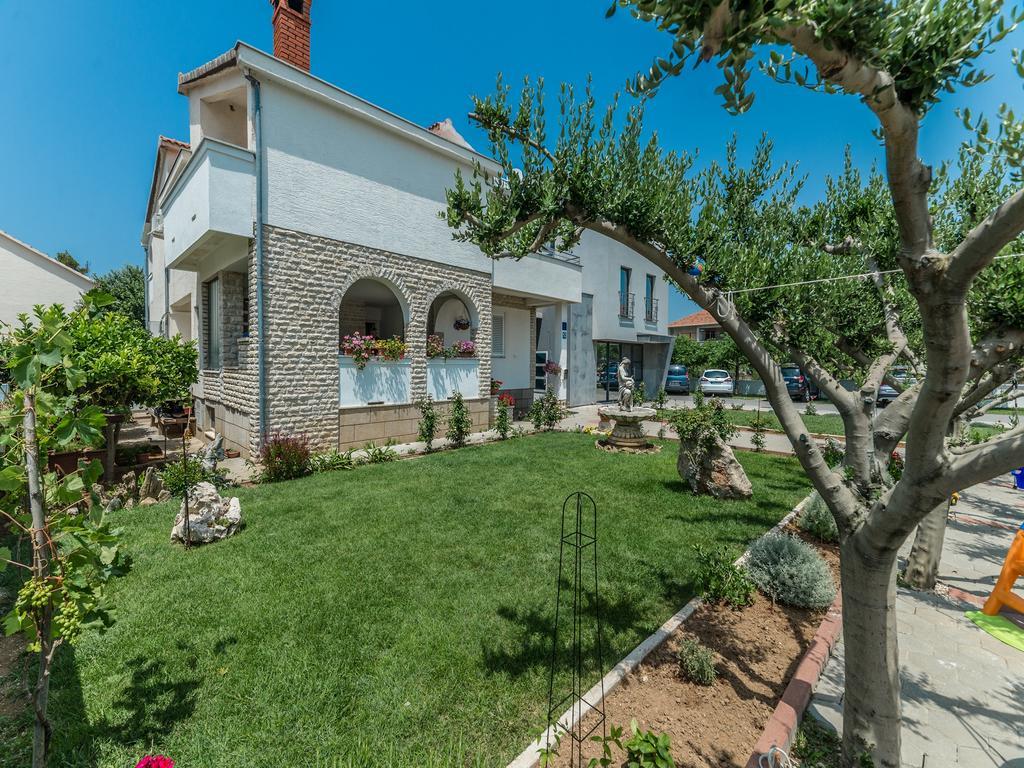 Apartments Dalmatia (Adults Only) Privlaka  Exterior photo