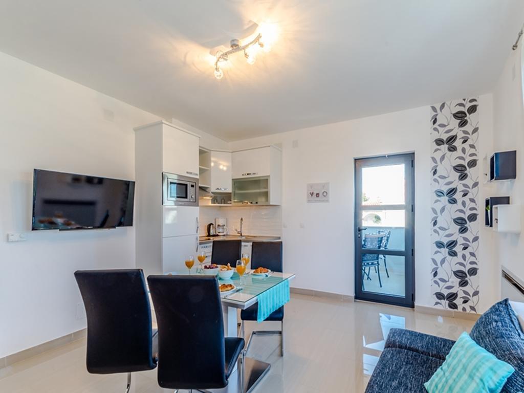 Apartments Dalmatia (Adults Only) Privlaka  Exterior photo