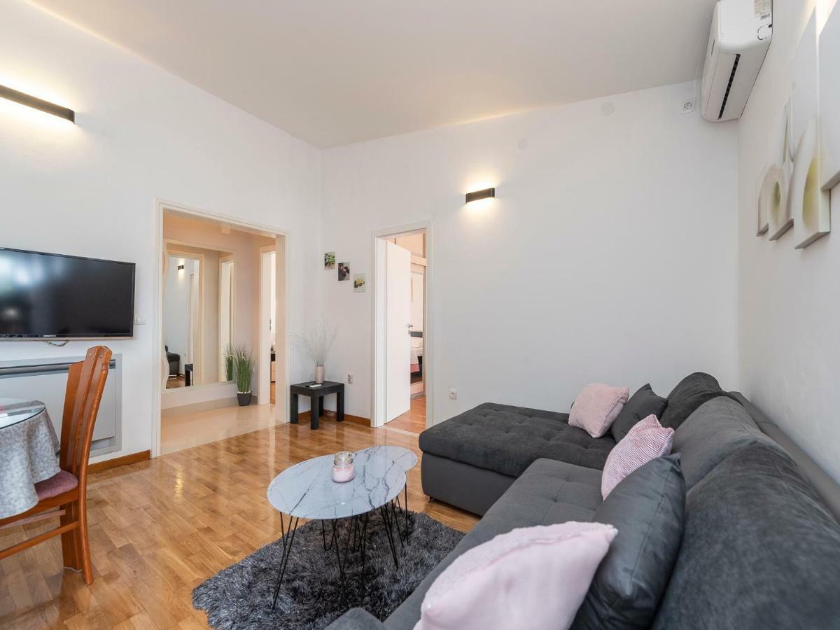 Apartments Dalmatia (Adults Only) Privlaka  Exterior photo